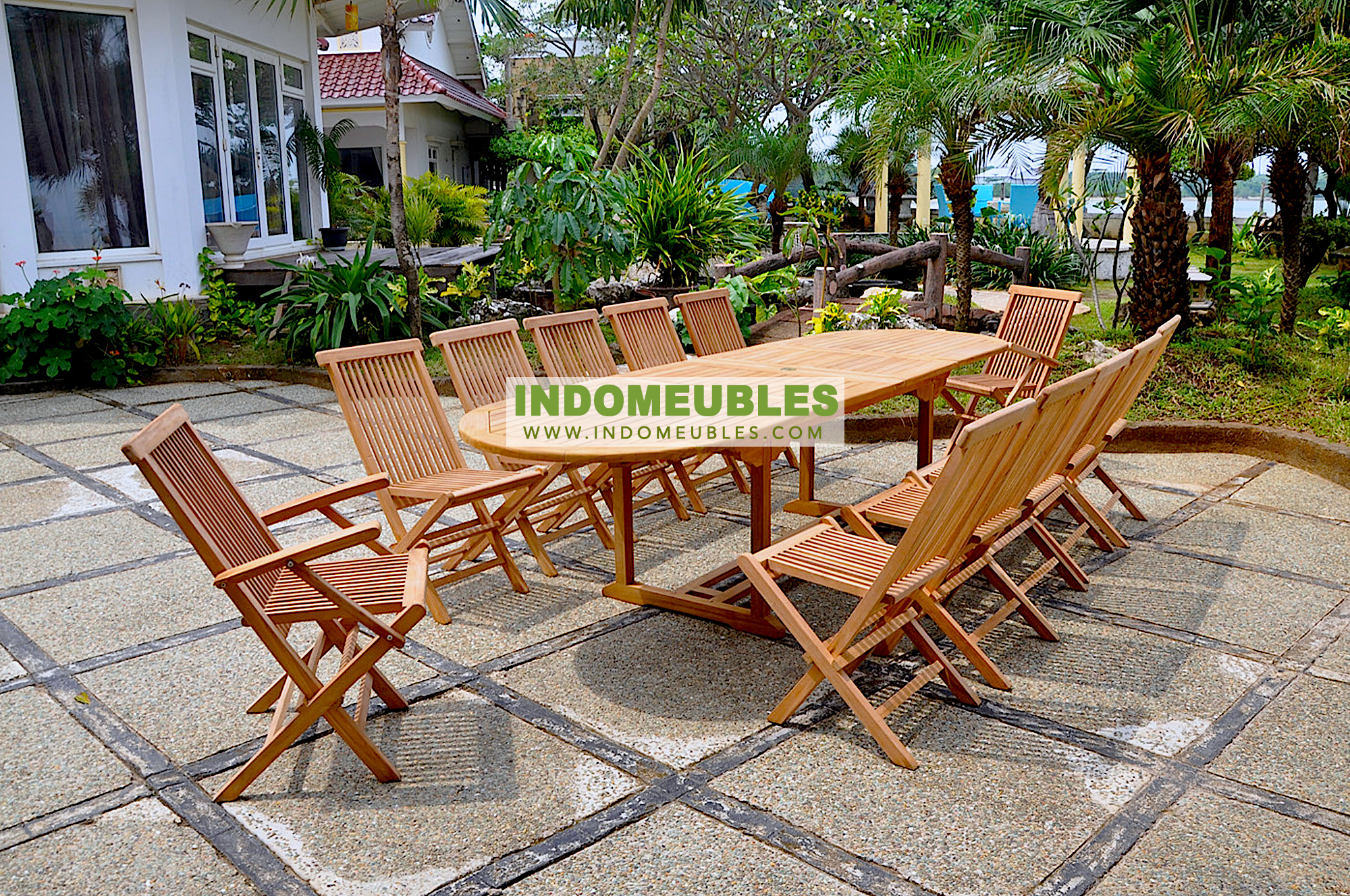 INDOMEUBLES.COM Teak Garden Furniture - Oval Double Extending And Teak Folding Chairs