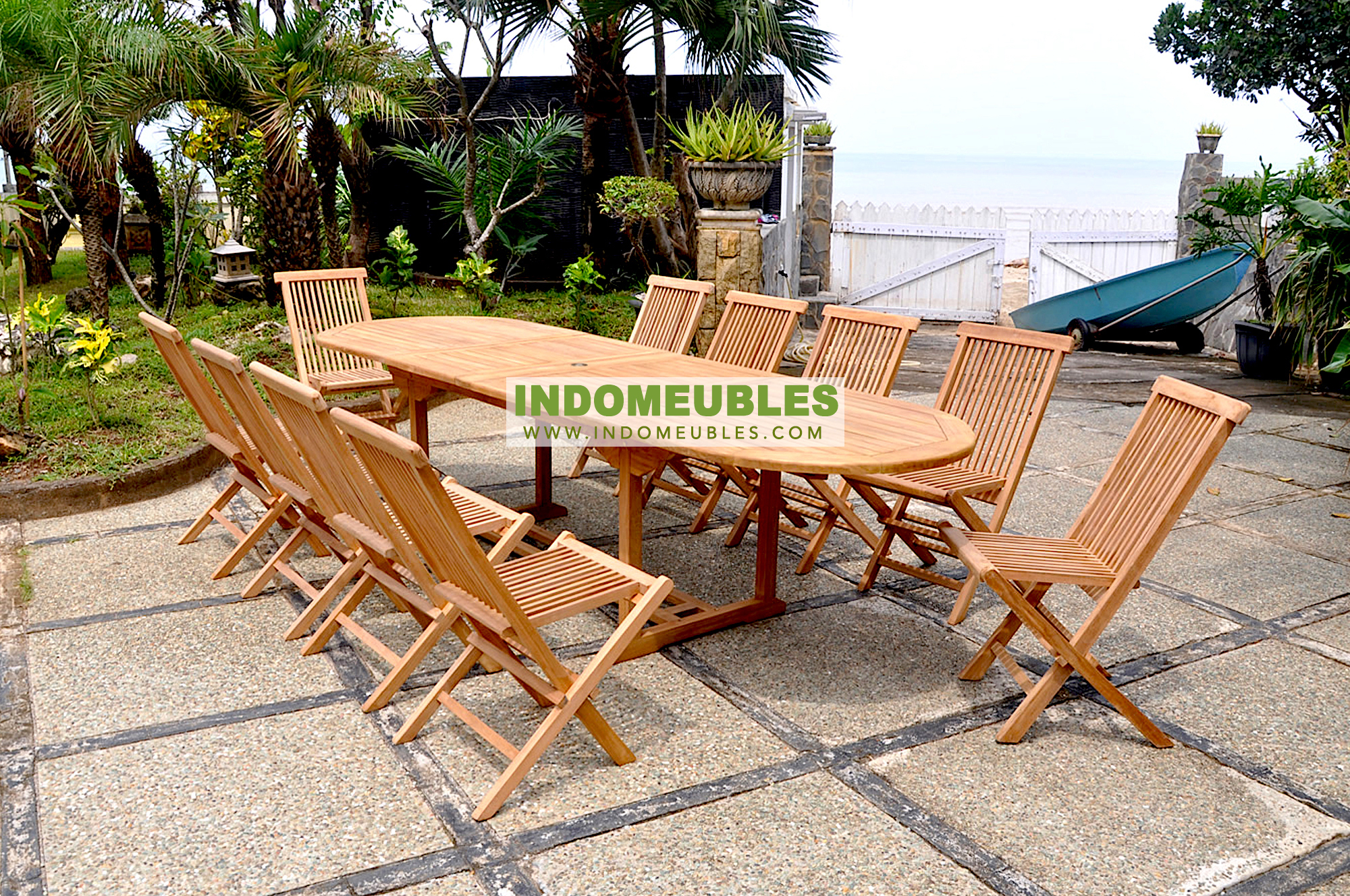 INDOMEUBLES.COM Teak Garden Furniture - Oval Double Extending Table And Teak Folding Chairs